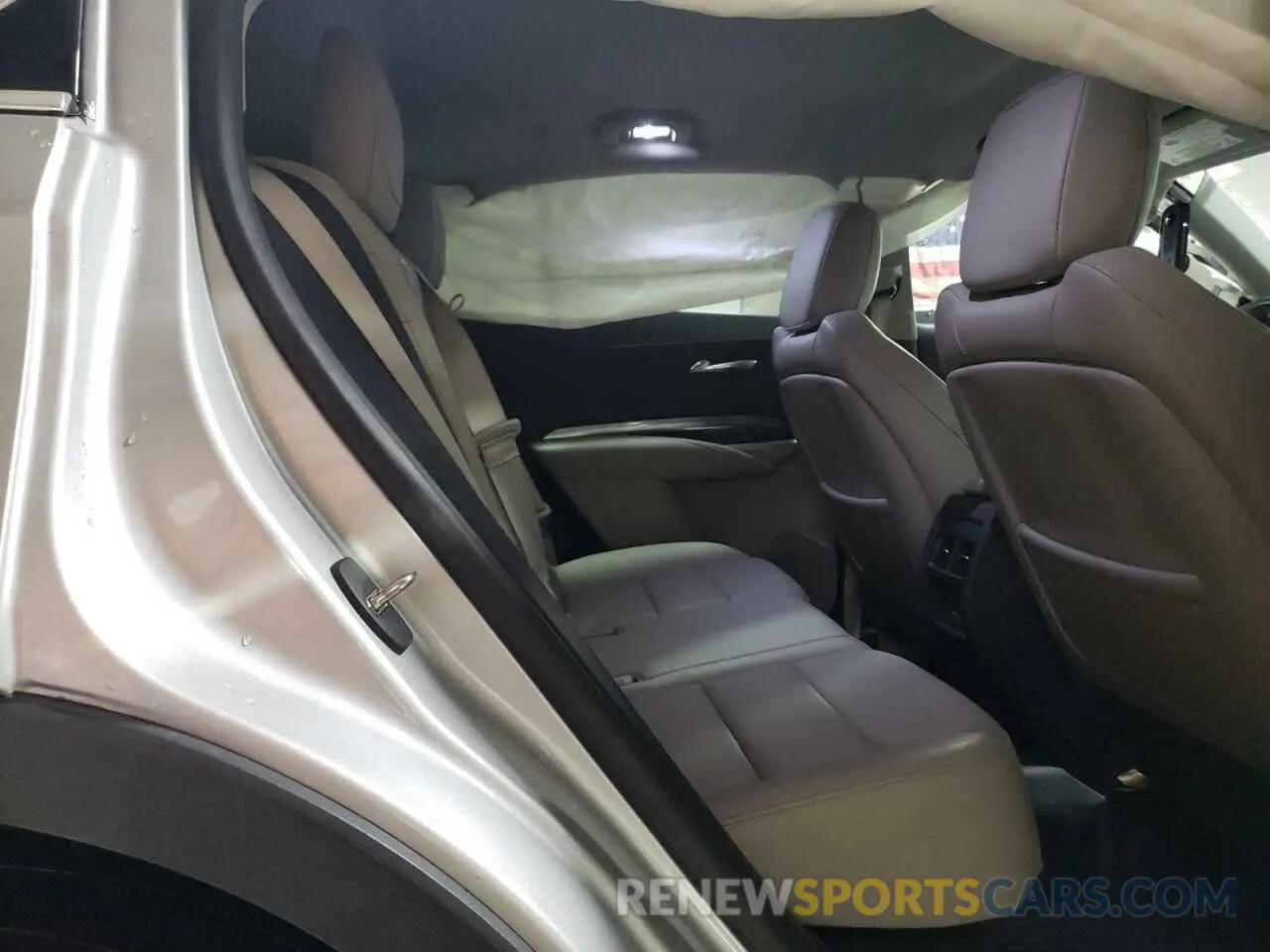 10 fotografías del automóvil dañado 1GYFZBR44KF128401 CADILLAC XT4 2019