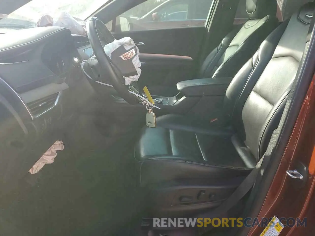 7 fotografías del automóvil dañado 1GYFZCR41KF183507 CADILLAC XT4 2019