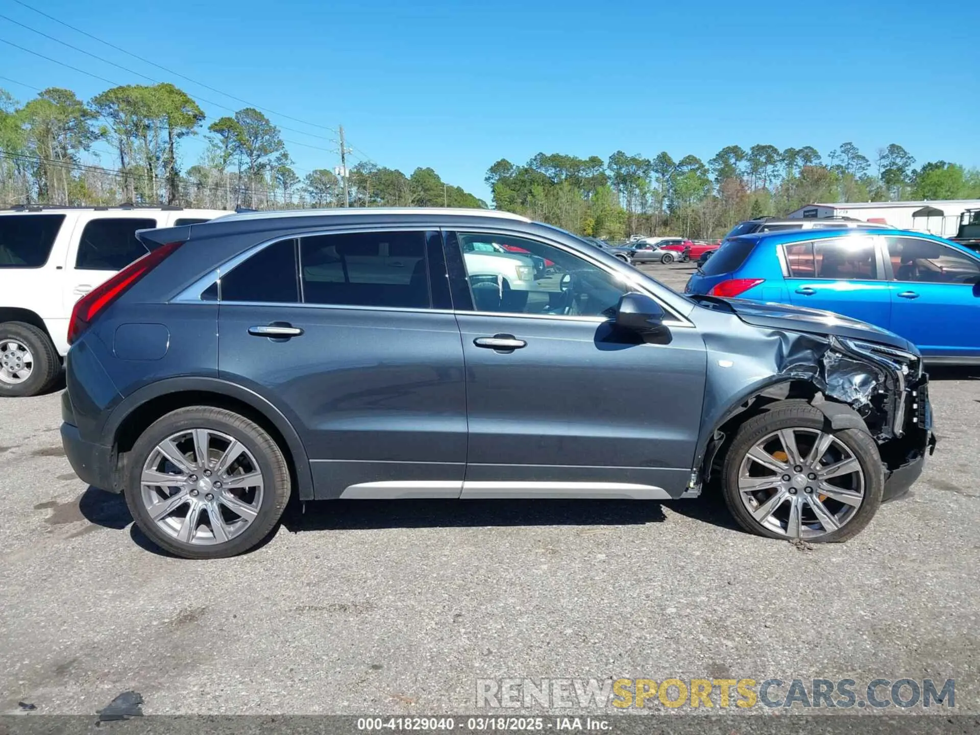 13 fotografías del automóvil dañado 1GYFZCR41KF204050 CADILLAC XT4 2019