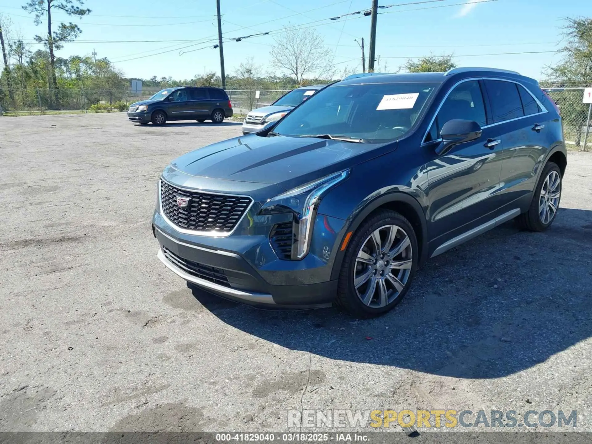 2 fotografías del automóvil dañado 1GYFZCR41KF204050 CADILLAC XT4 2019