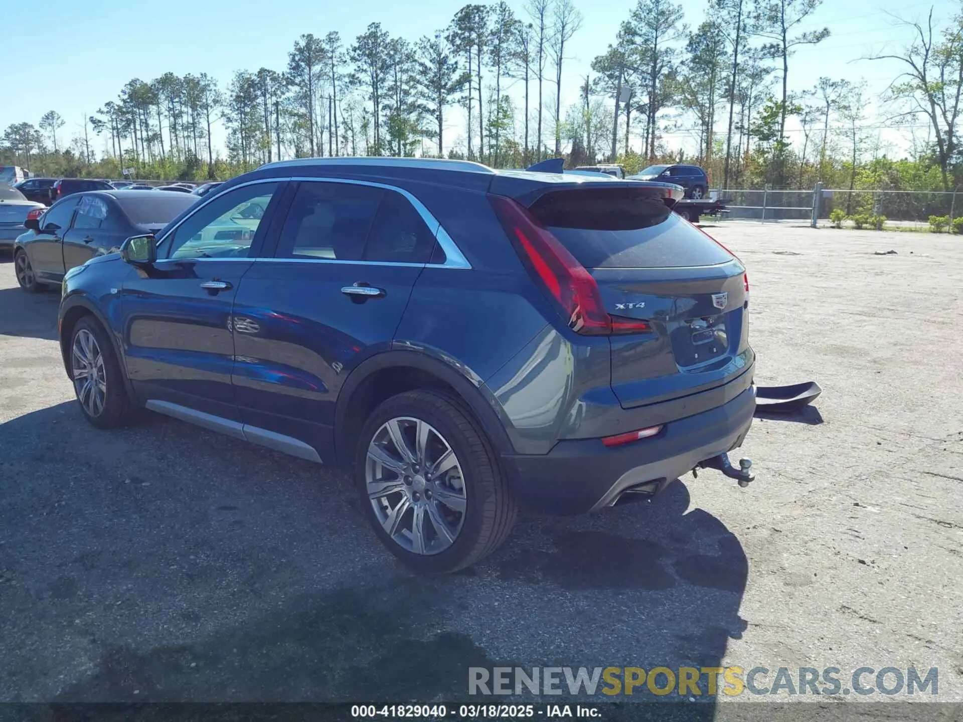 3 fotografías del automóvil dañado 1GYFZCR41KF204050 CADILLAC XT4 2019