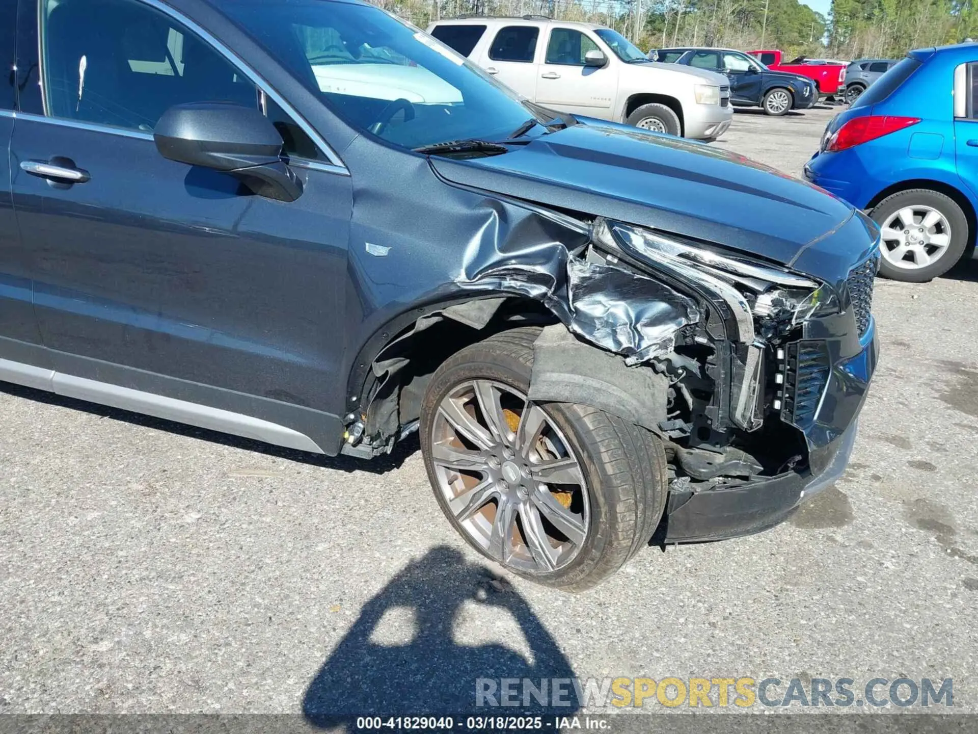 6 fotografías del automóvil dañado 1GYFZCR41KF204050 CADILLAC XT4 2019