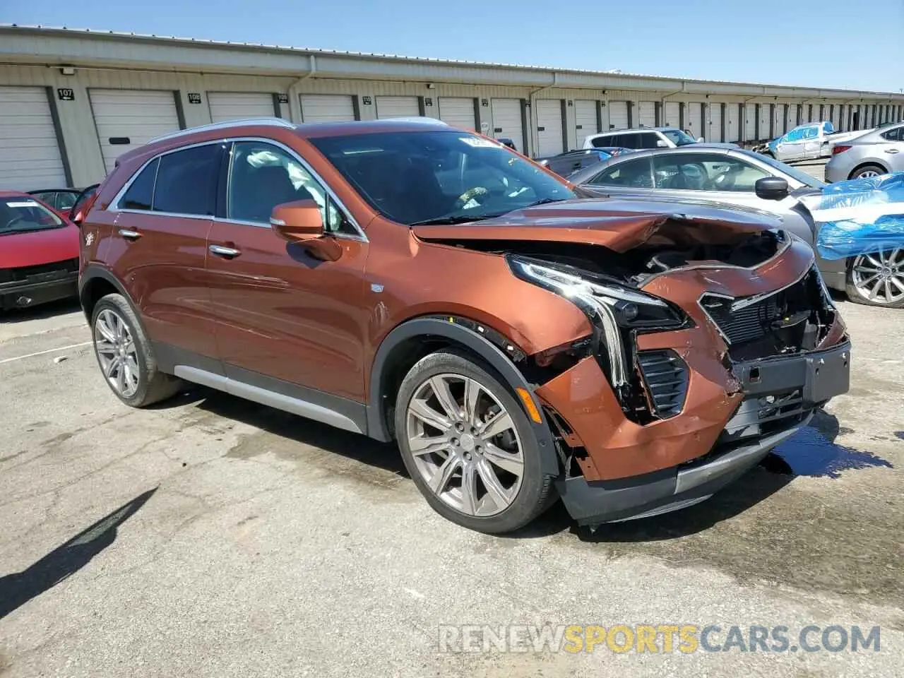 4 fotografías del automóvil dañado 1GYFZDR42KF214298 CADILLAC XT4 2019
