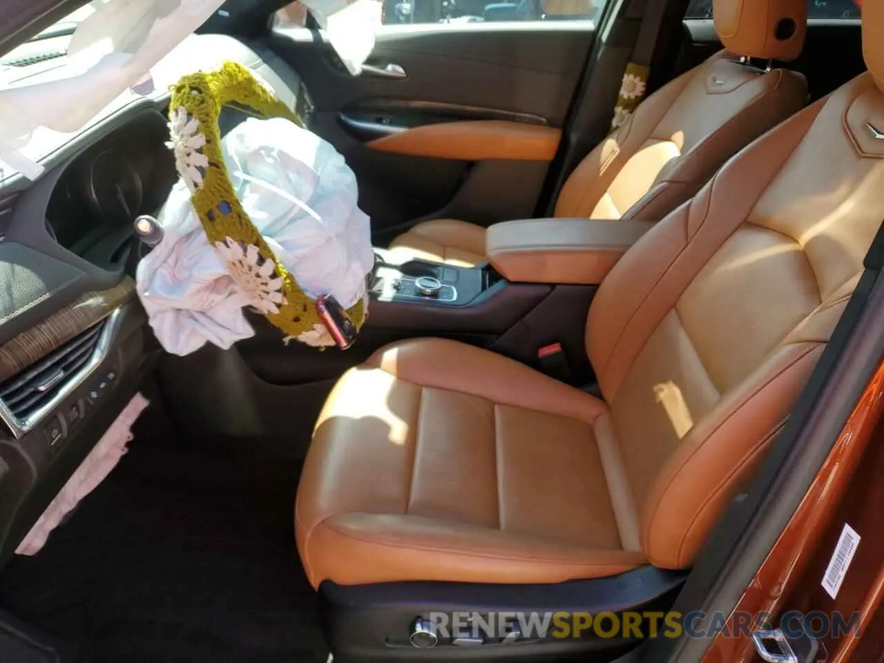 7 fotografías del automóvil dañado 1GYFZDR42KF214298 CADILLAC XT4 2019