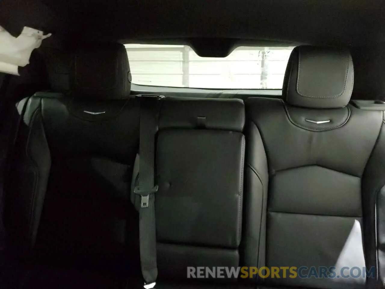 10 fotografías del automóvil dañado 1GYFZDR44KF114297 CADILLAC XT4 2019