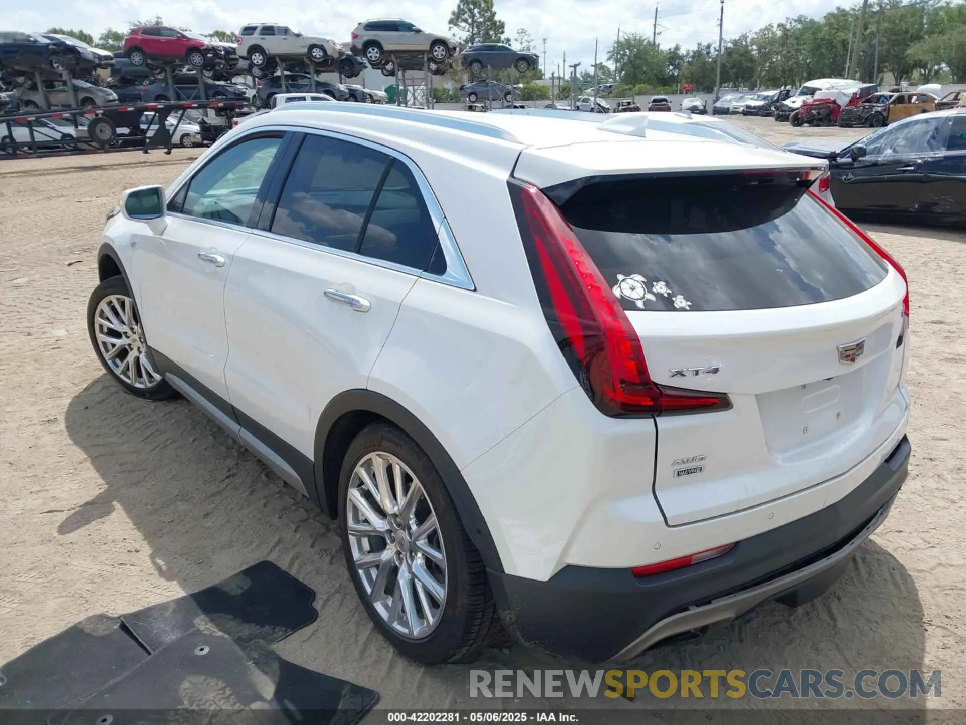 3 fotografías del automóvil dañado 1GYFZDR48KF131619 CADILLAC XT4 2019