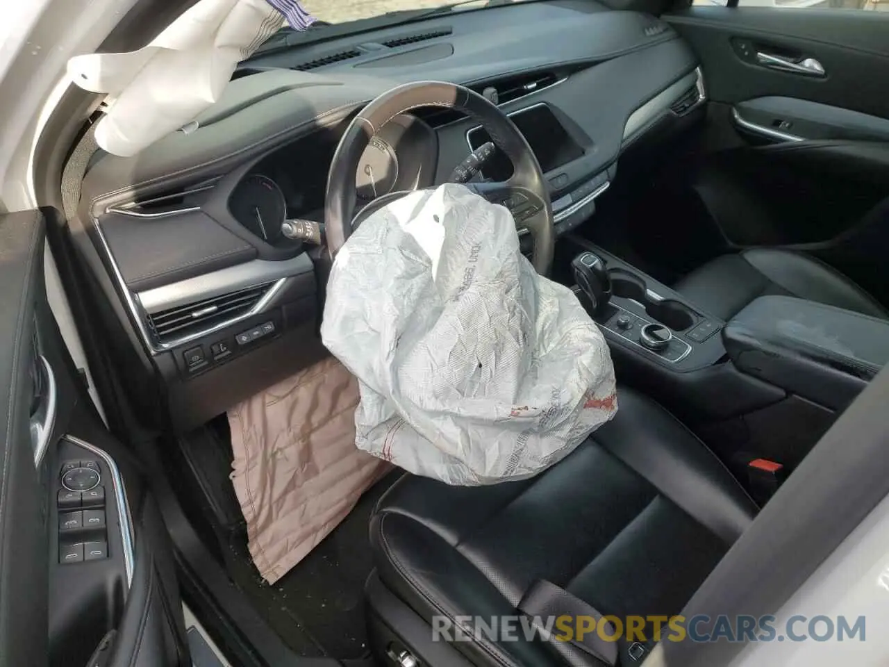 8 fotografías del automóvil dañado 1GYFZDR4XKF192728 CADILLAC XT4 2019