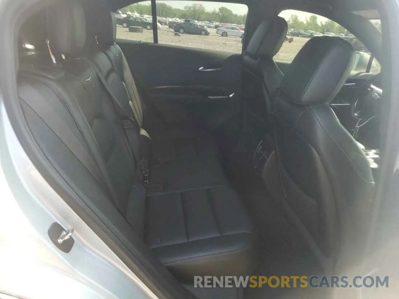 10 fotografías del automóvil dañado 1GYFZER43KF207317 CADILLAC XT4 2019