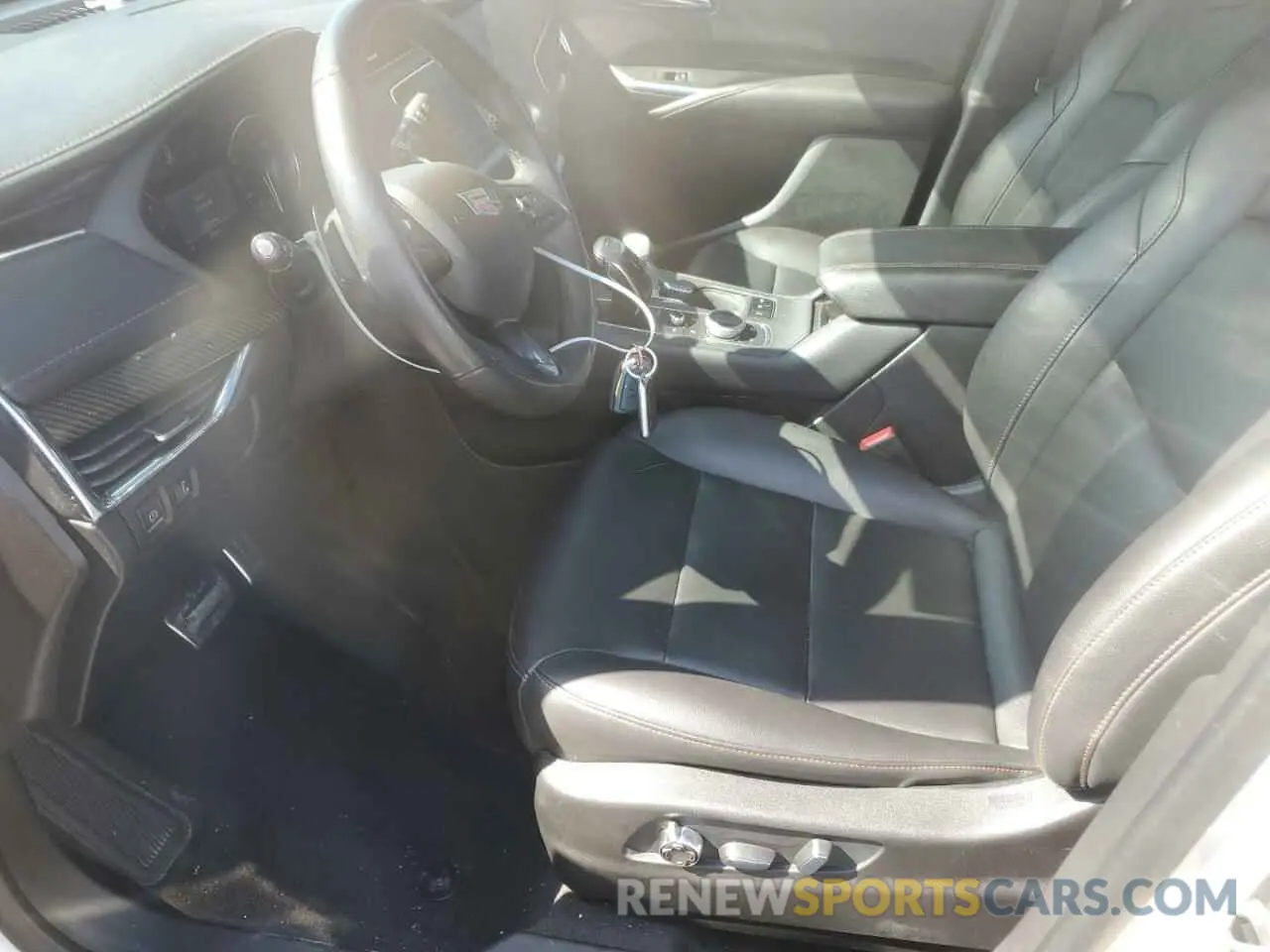 7 fotografías del automóvil dañado 1GYFZER43KF207317 CADILLAC XT4 2019