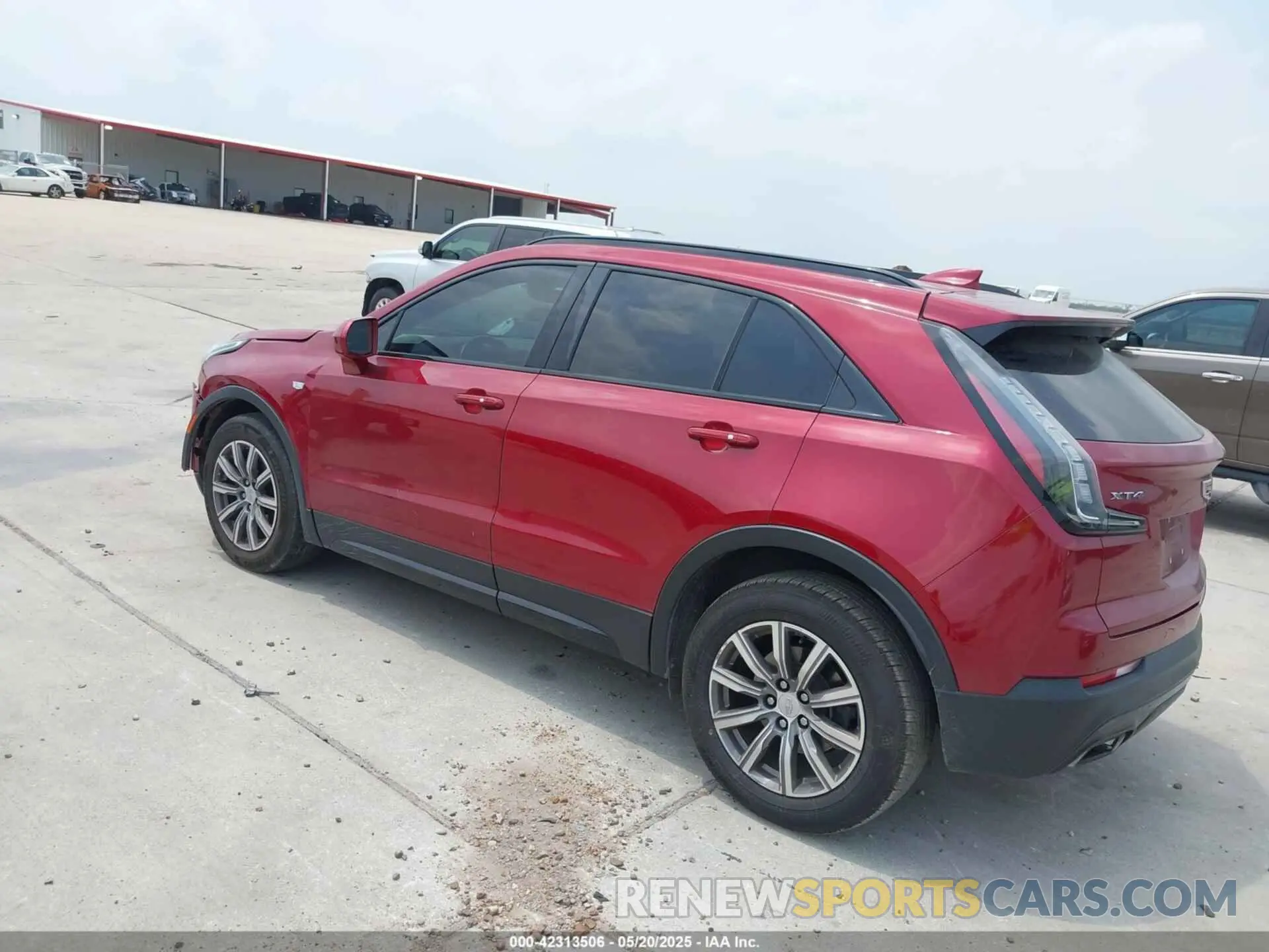 3 fotografías del automóvil dañado 1GYFZER44KF122616 CADILLAC XT4 2019