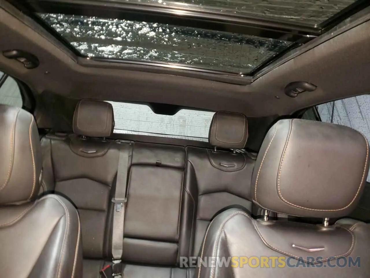 10 fotografías del automóvil dañado 1GYFZER45KF172859 CADILLAC XT4 2019