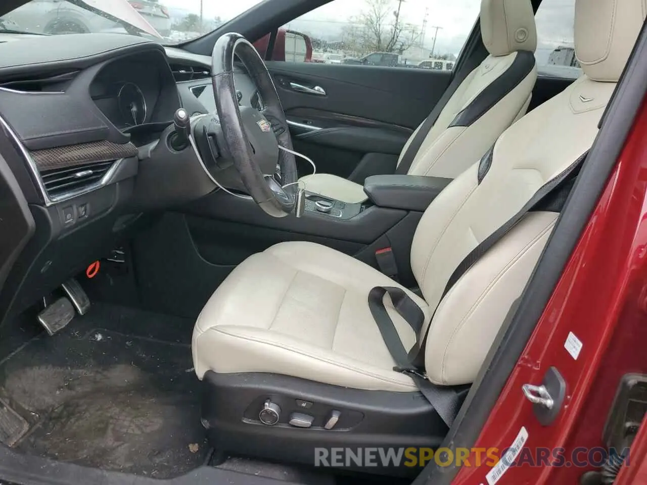 7 fotografías del automóvil dañado 1GYFZER46KF154063 CADILLAC XT4 2019