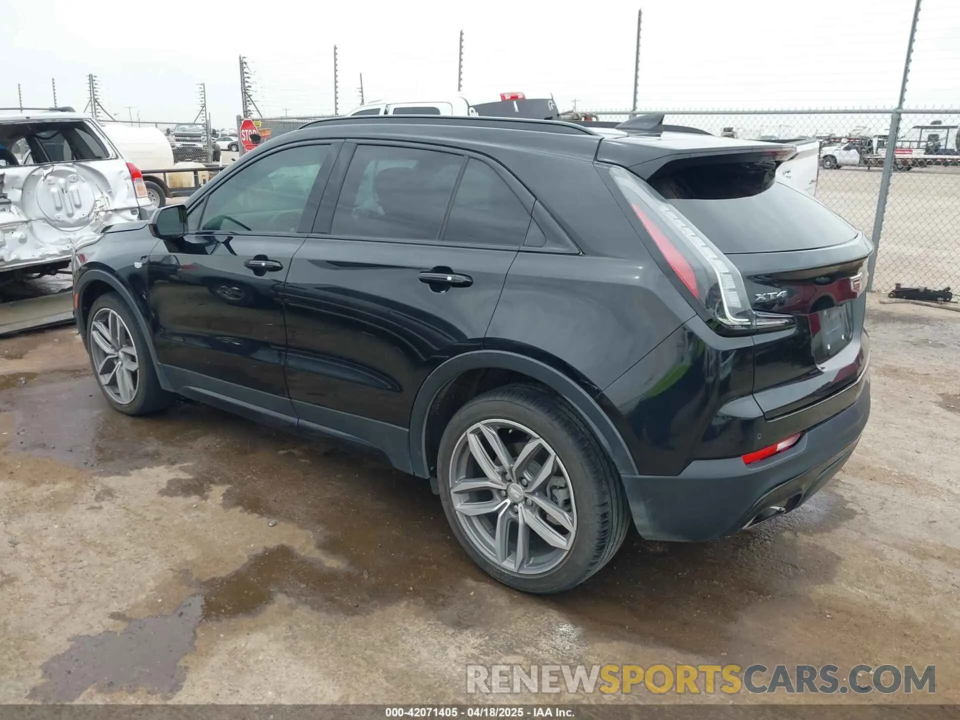 3 fotografías del automóvil dañado 1GYFZER47KF229708 CADILLAC XT4 2019