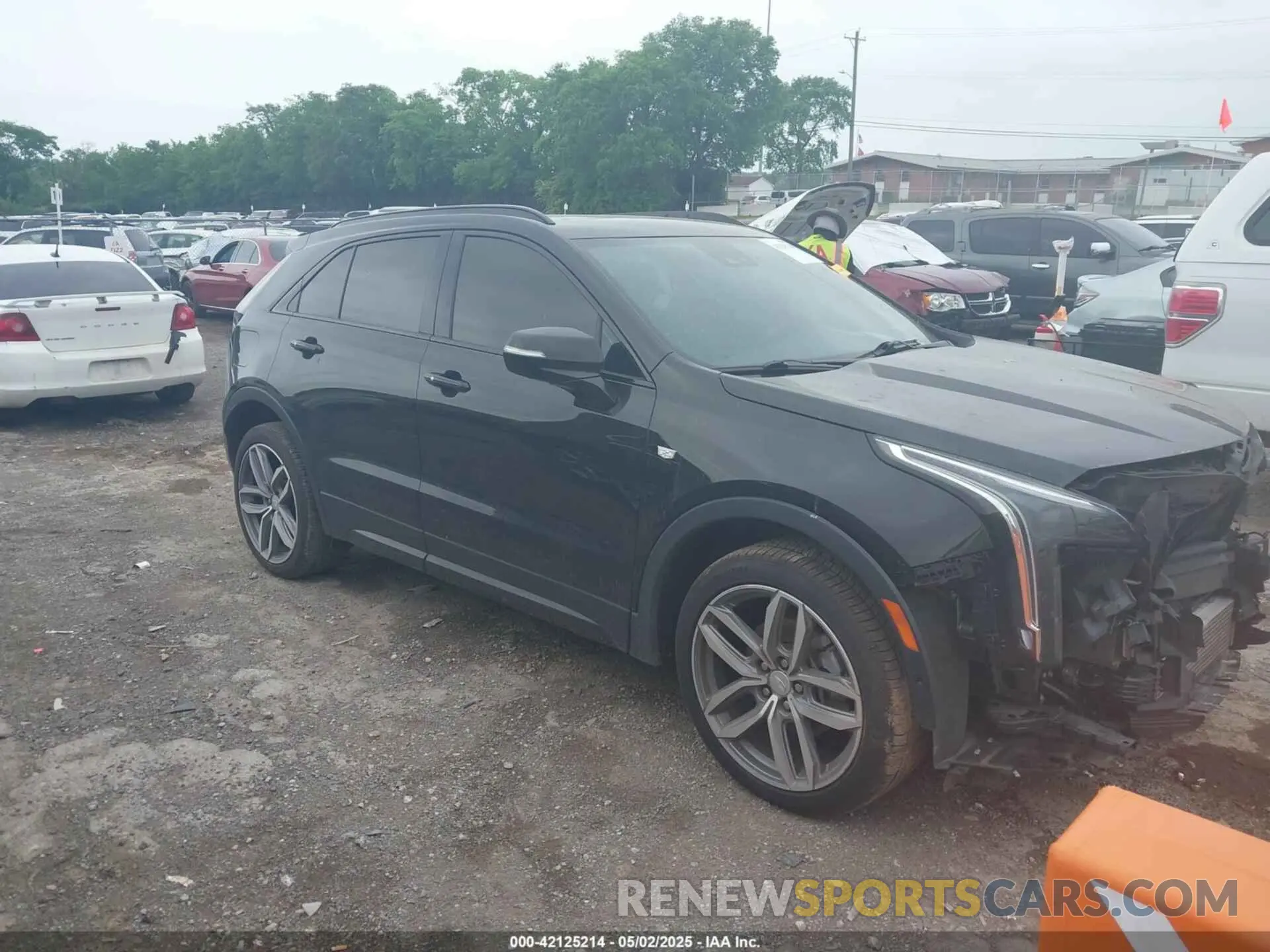 14 fotografías del automóvil dañado 1GYFZER48KF102076 CADILLAC XT4 2019
