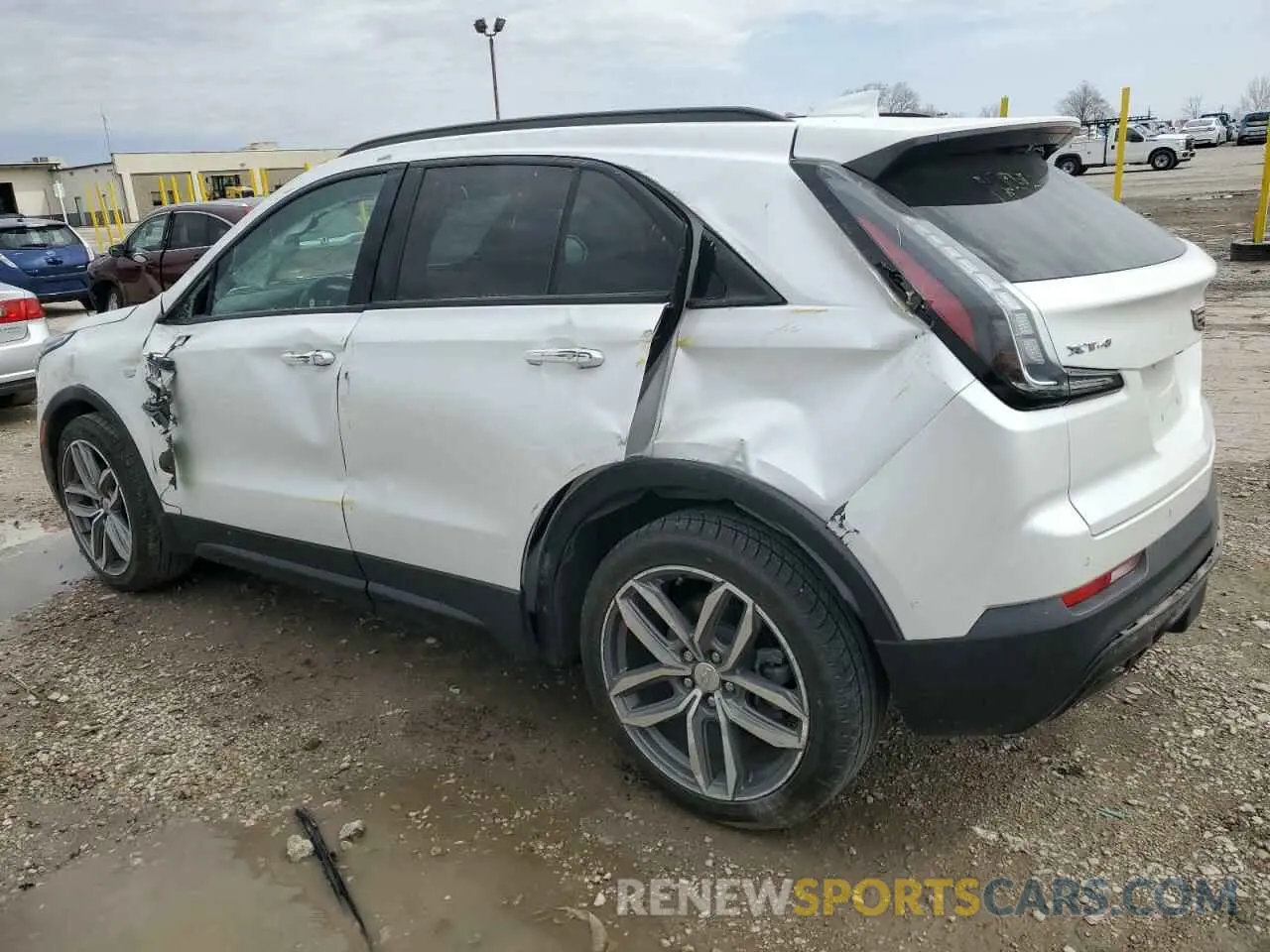 2 fotografías del automóvil dañado 1GYFZER48KF112347 CADILLAC XT4 2019