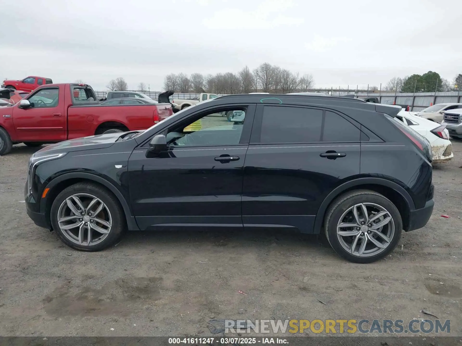 15 fotografías del automóvil dañado 1GYFZER49KF178096 CADILLAC XT4 2019