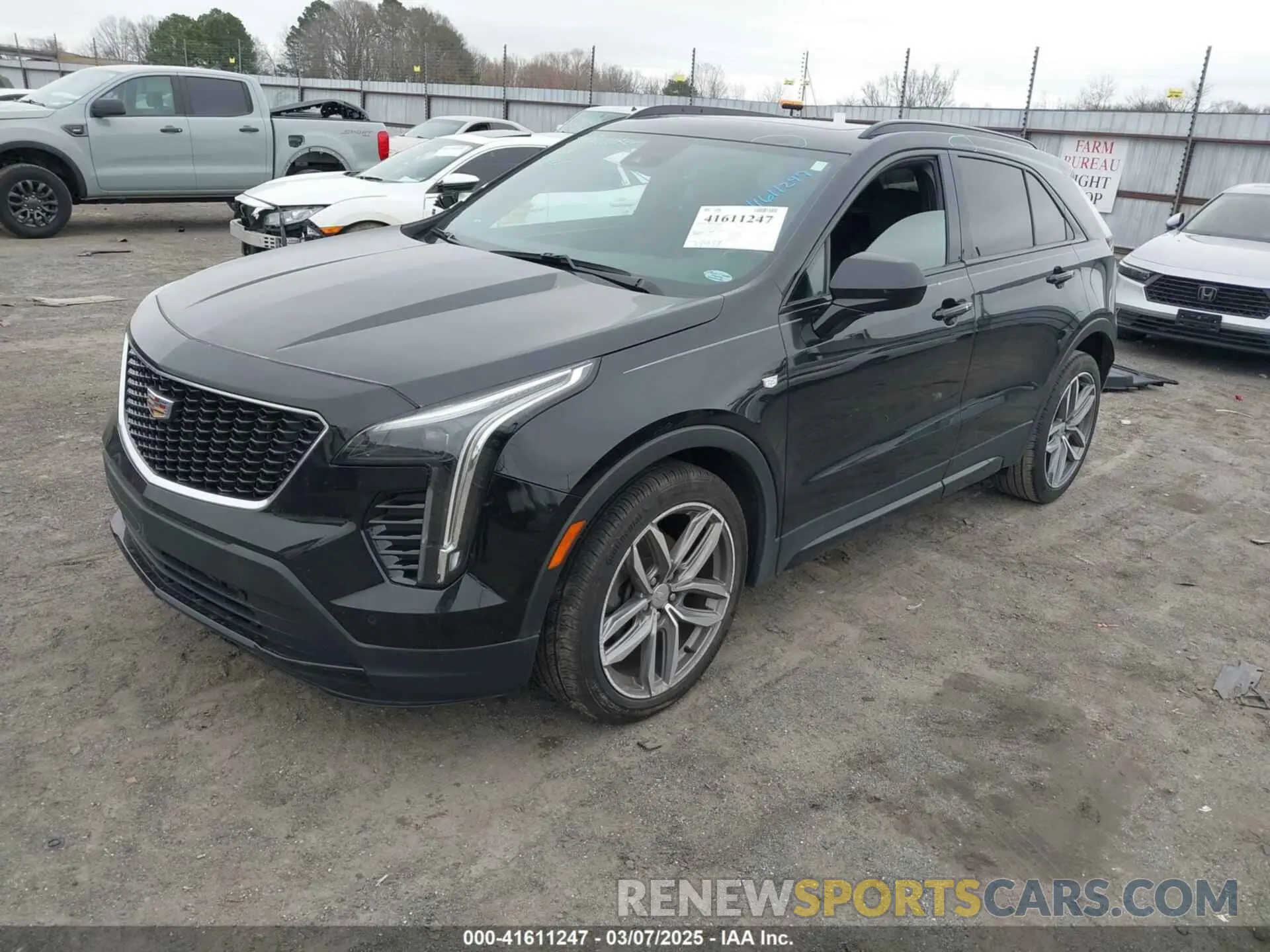 2 fotografías del automóvil dañado 1GYFZER49KF178096 CADILLAC XT4 2019