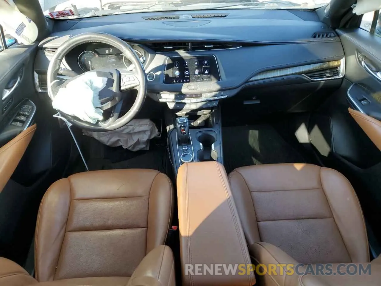 8 fotografías del automóvil dañado 1GYFZFR44KF170414 CADILLAC XT4 2019