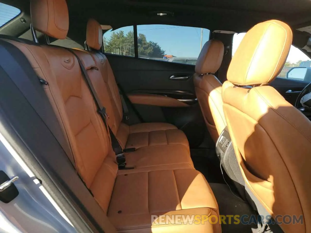 11 fotografías del automóvil dañado 1GYFZFR44KF229025 CADILLAC XT4 2019