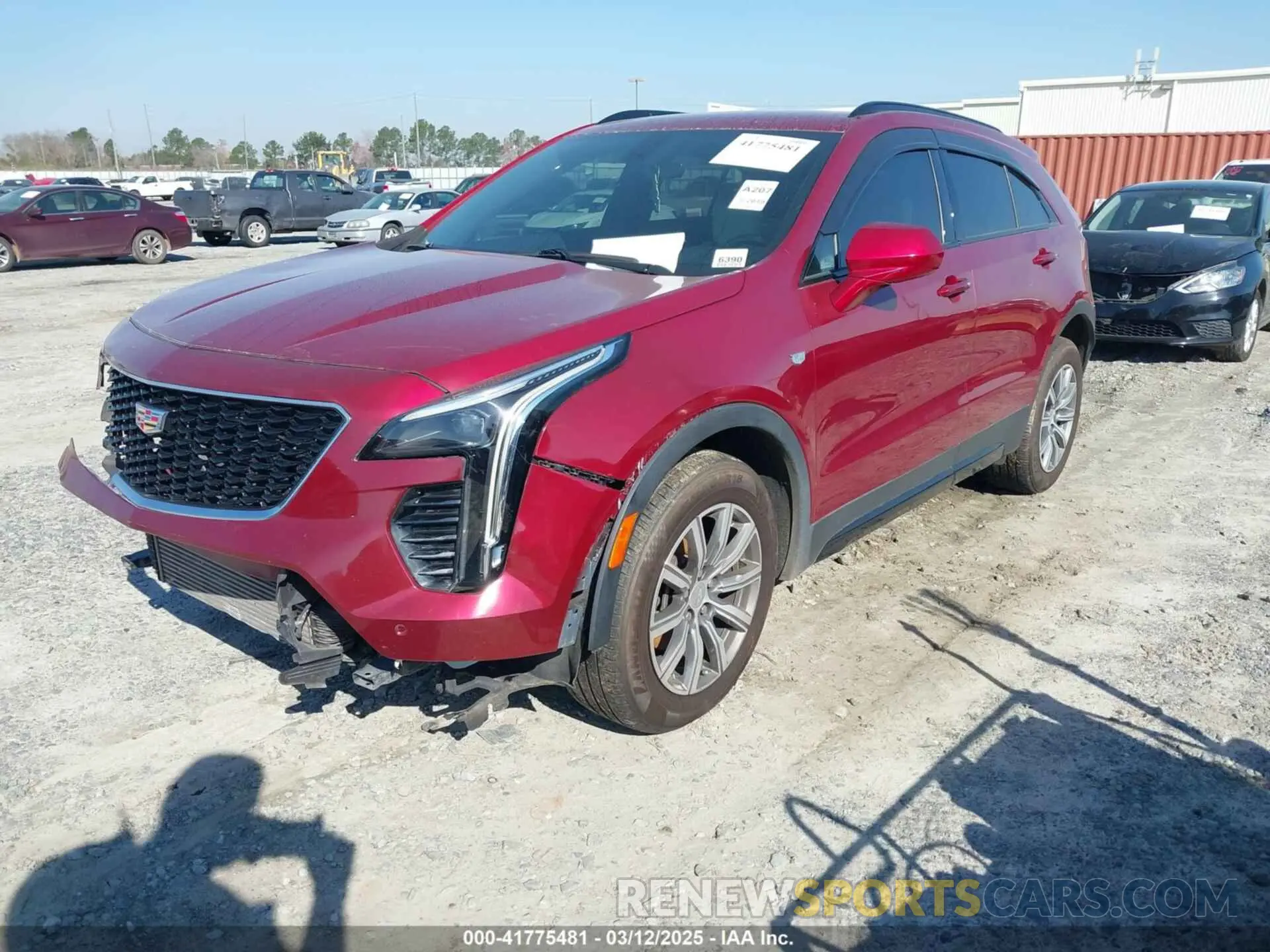 2 fotografías del automóvil dañado 1GYFZFR46KF229396 CADILLAC XT4 2019