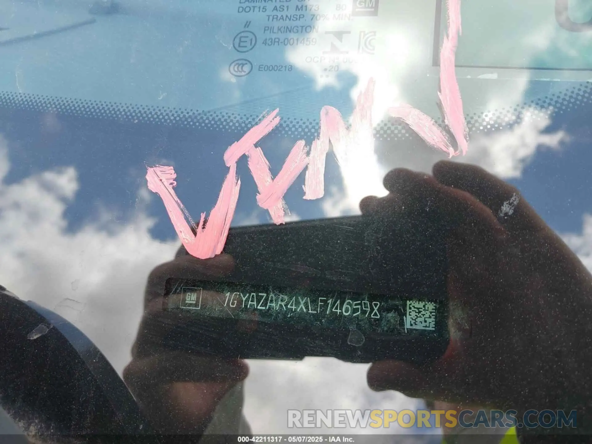 9 fotografías del automóvil dañado 1GYAZAR4XLF146598 CADILLAC XT4 2020