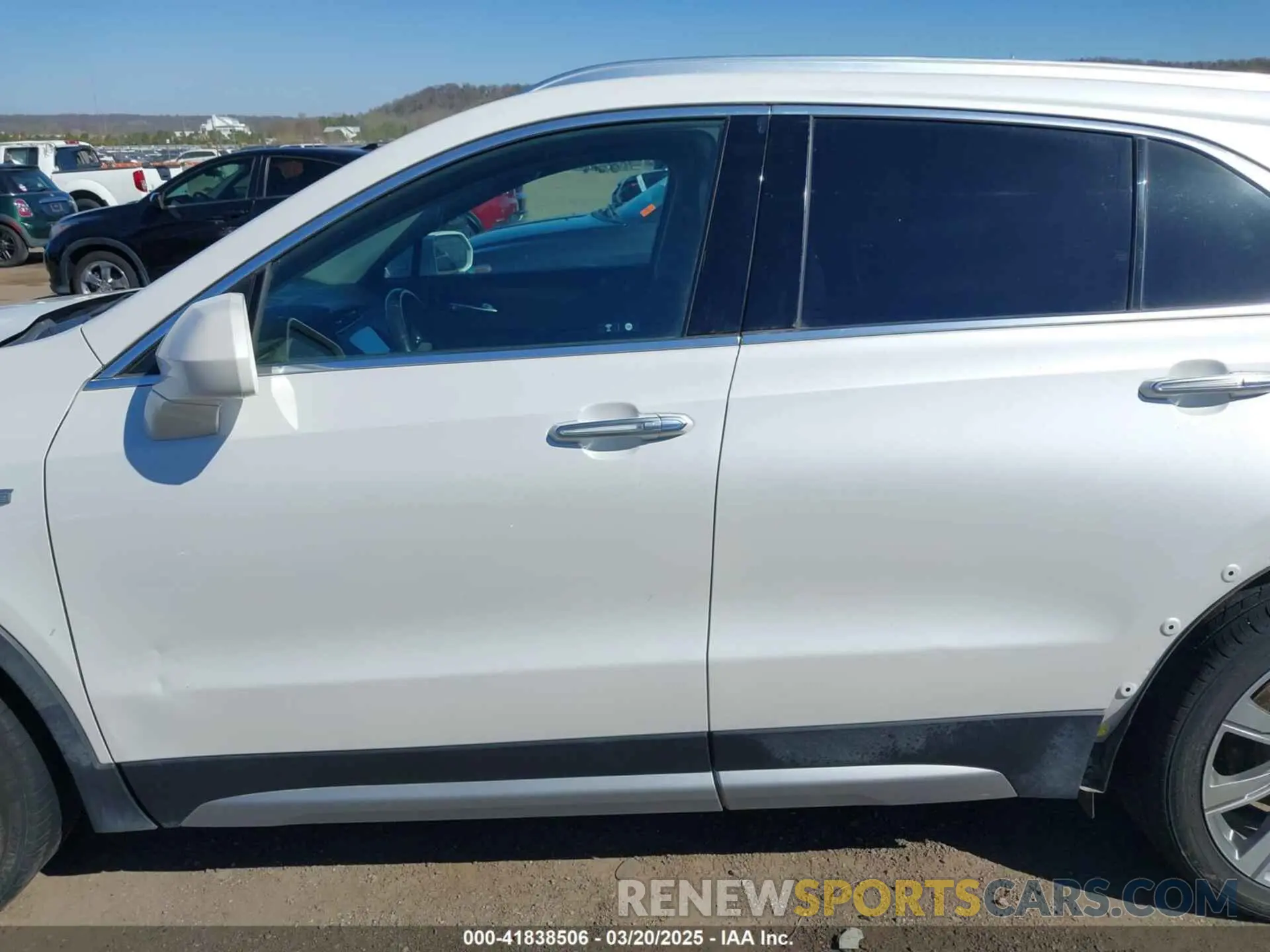15 fotografías del automóvil dañado 1GYFZCR41LF115094 CADILLAC XT4 2020