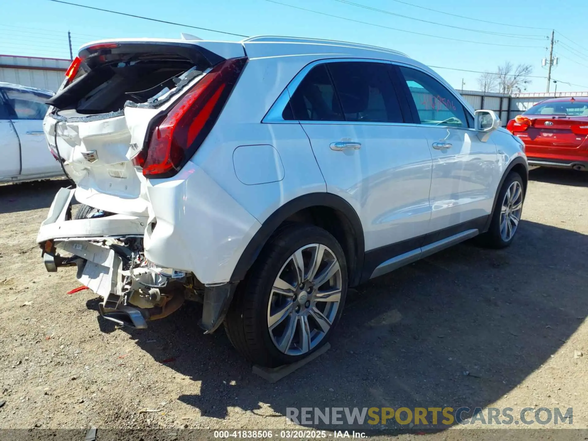 4 fotografías del automóvil dañado 1GYFZCR41LF115094 CADILLAC XT4 2020