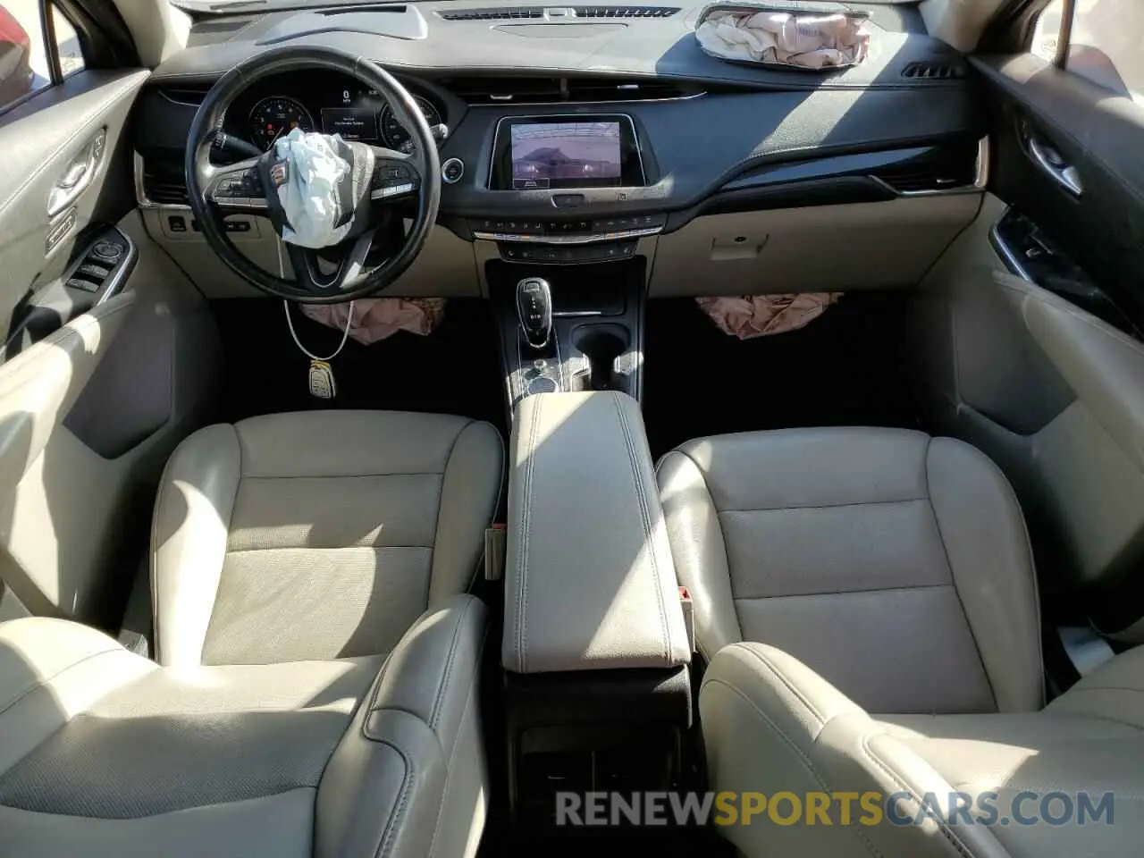 8 fotografías del automóvil dañado 1GYFZCR49LF085682 CADILLAC XT4 2020