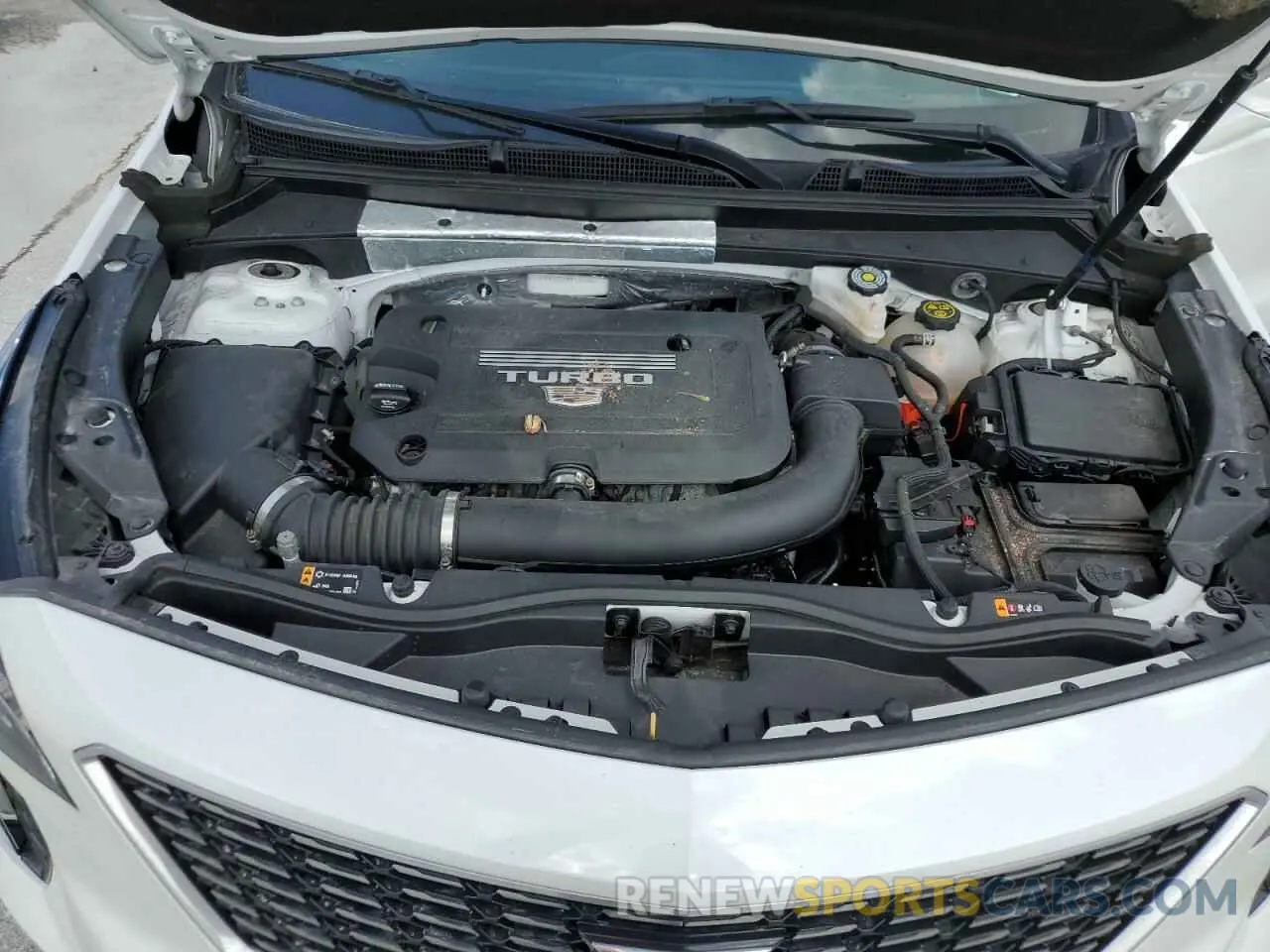 12 fotografías del automóvil dañado 1GYFZCR49LF118146 CADILLAC XT4 2020