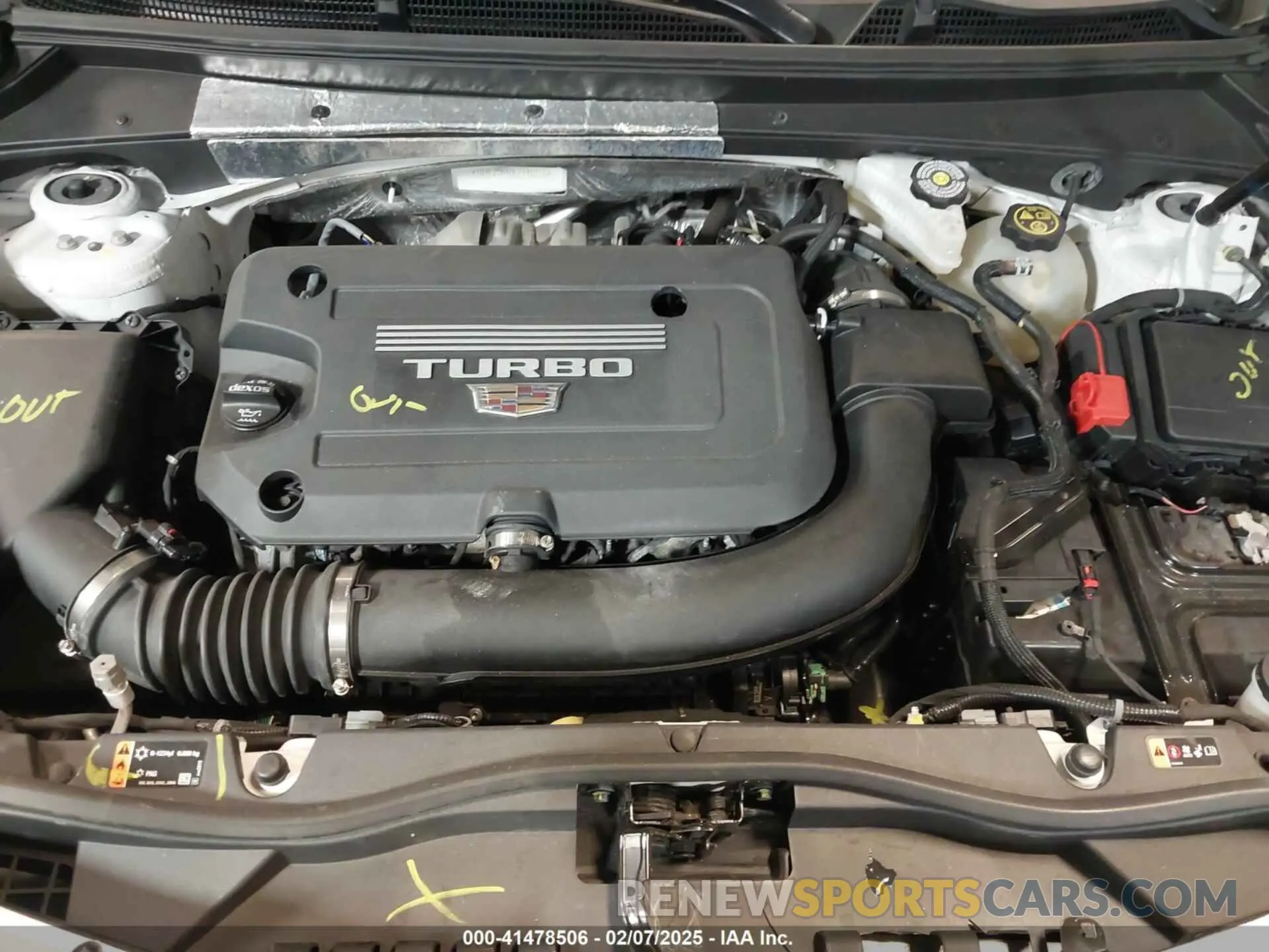10 fotografías del automóvil dañado 1GYFZDR40LF146715 CADILLAC XT4 2020