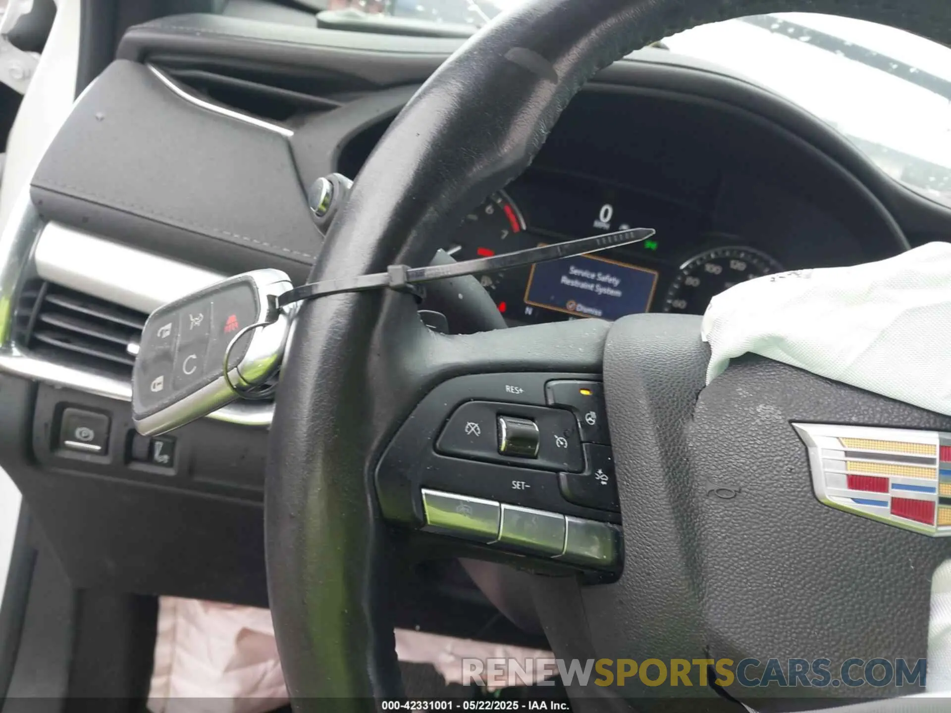 11 fotografías del automóvil dañado 1GYFZDR43LF072500 CADILLAC XT4 2020