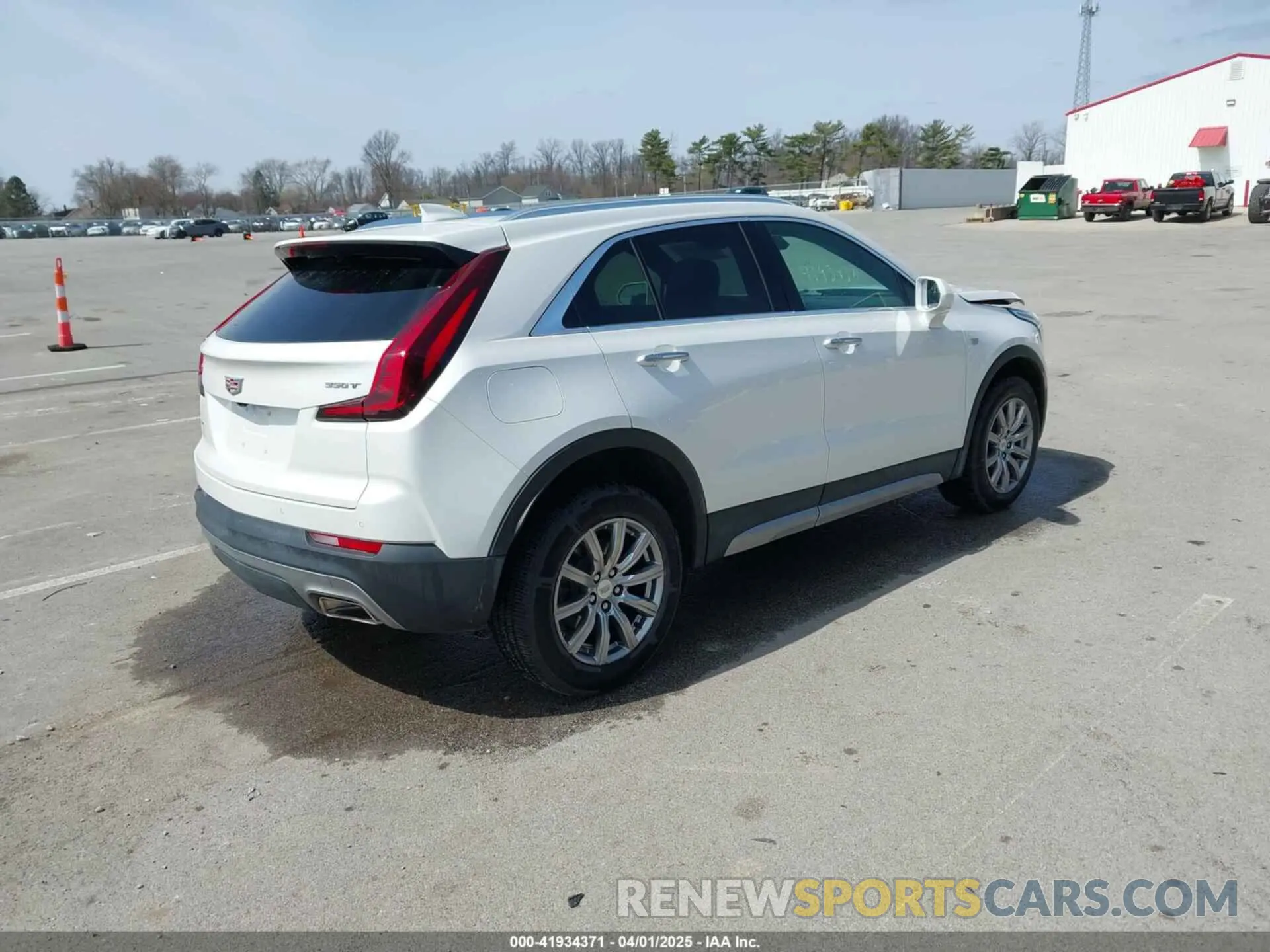 4 fotografías del automóvil dañado 1GYFZDR44LF036461 CADILLAC XT4 2020