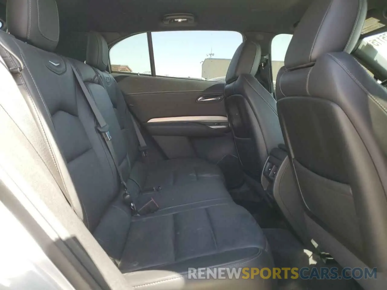 11 fotografías del automóvil dañado 1GYFZDR46LF128476 CADILLAC XT4 2020