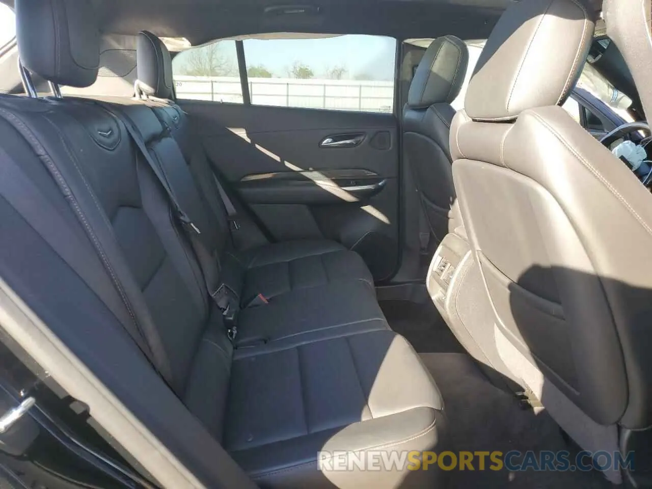10 fotografías del automóvil dañado 1GYFZER42LF060280 CADILLAC XT4 2020