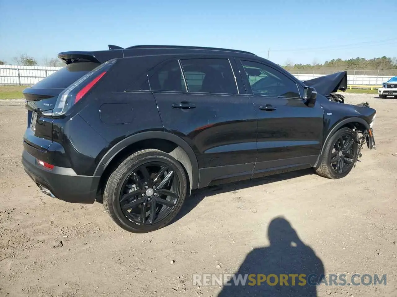 3 fotografías del automóvil dañado 1GYFZER42LF060280 CADILLAC XT4 2020