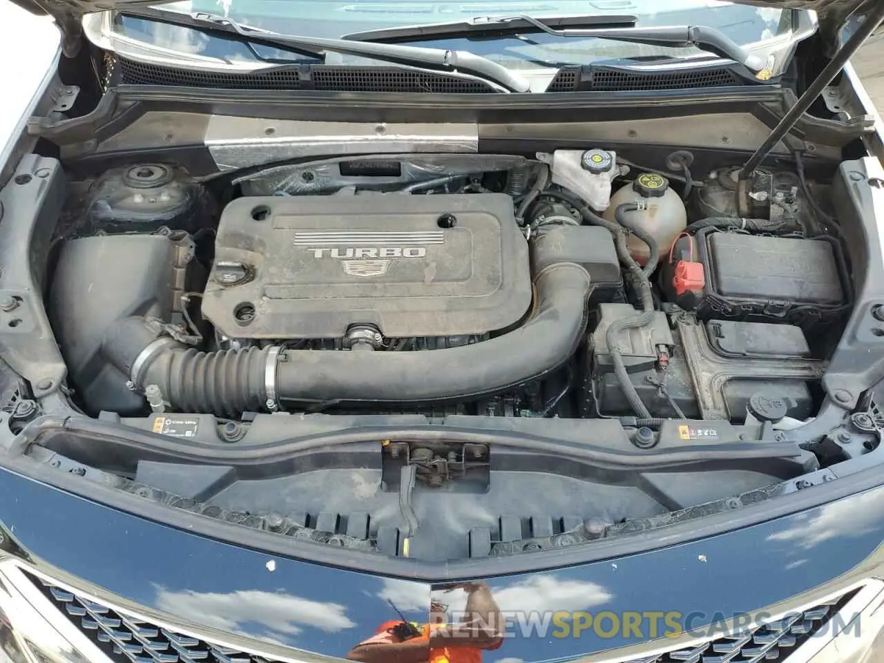 12 fotografías del automóvil dañado 1GYFZER48LF012489 CADILLAC XT4 2020