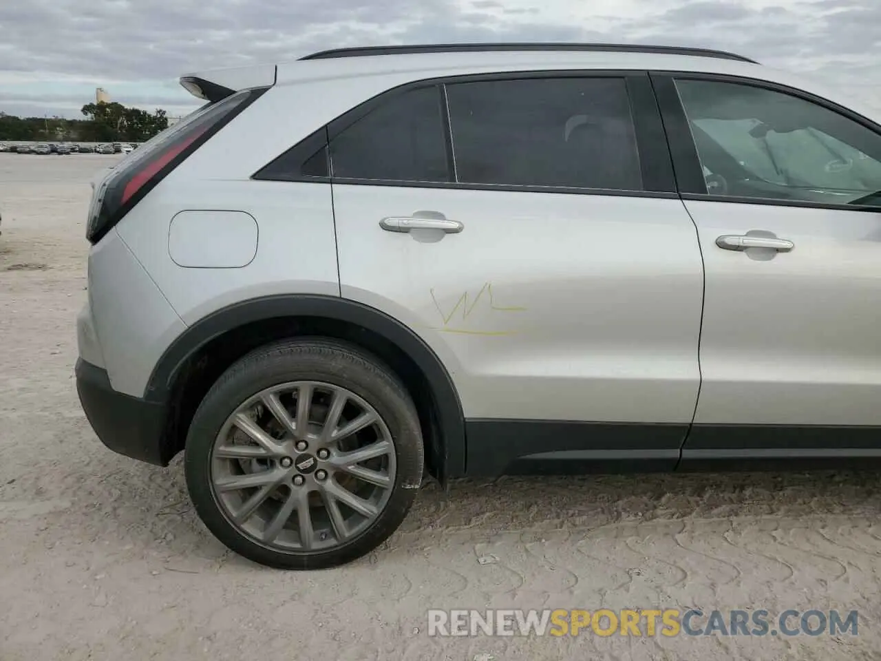 13 fotografías del automóvil dañado 1GYFZFR41LF137789 CADILLAC XT4 2020