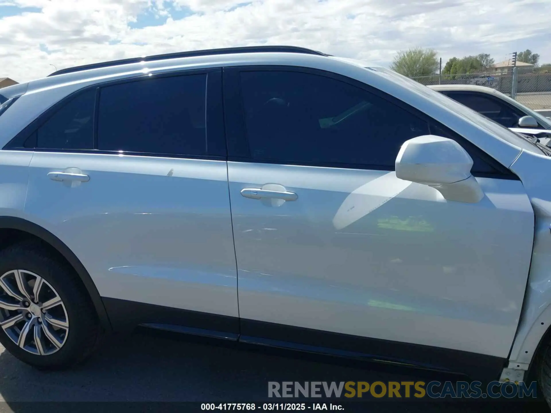 13 fotografías del automóvil dañado 1GYFZFR48LF122917 CADILLAC XT4 2020