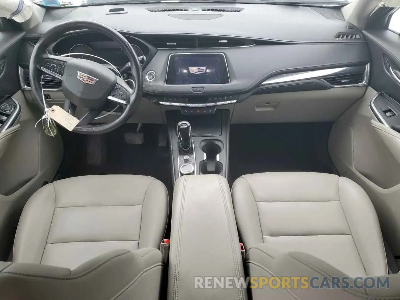8 fotografías del automóvil dañado 1GYFZBR46MF008733 CADILLAC XT4 2021