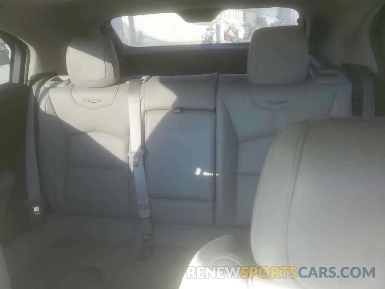10 fotografías del automóvil dañado 1GYFZBR46MF038668 CADILLAC XT4 2021