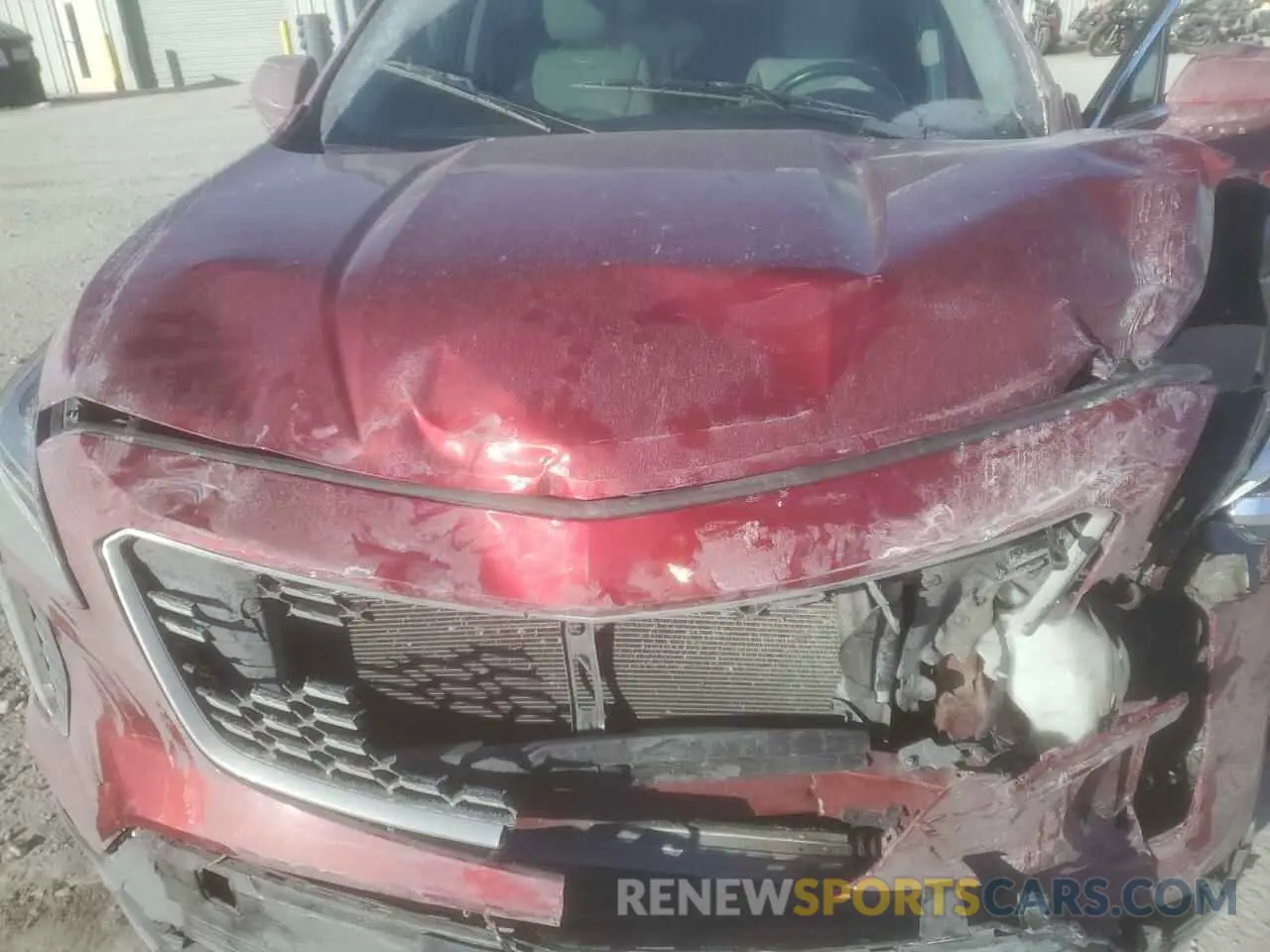 12 fotografías del automóvil dañado 1GYFZBR46MF038668 CADILLAC XT4 2021