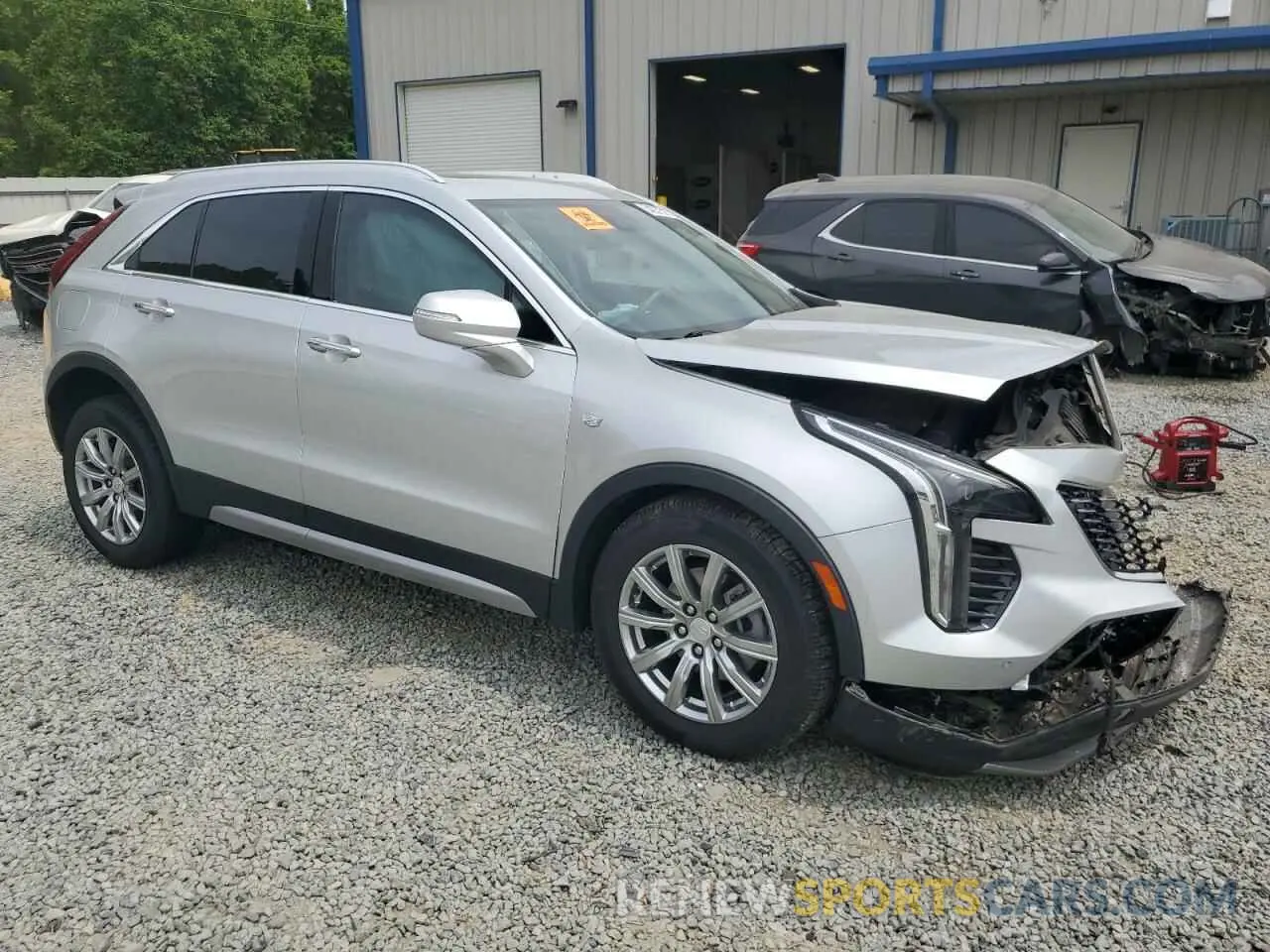 4 fotografías del automóvil dañado 1GYFZCR40MF000293 CADILLAC XT4 2021