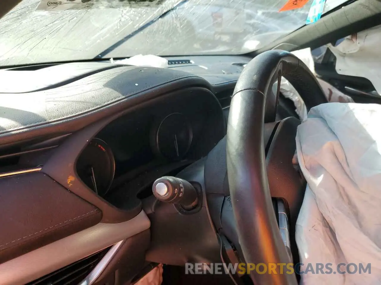9 fotografías del automóvil dañado 1GYFZCR45MF002654 CADILLAC XT4 2021