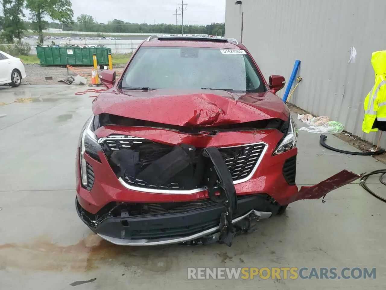 5 fotografías del automóvil dañado 1GYFZCR45MF040921 CADILLAC XT4 2021