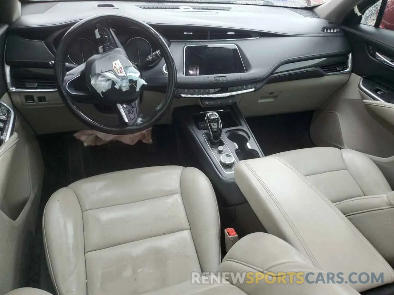 8 fotografías del automóvil dañado 1GYFZCR45MF040921 CADILLAC XT4 2021
