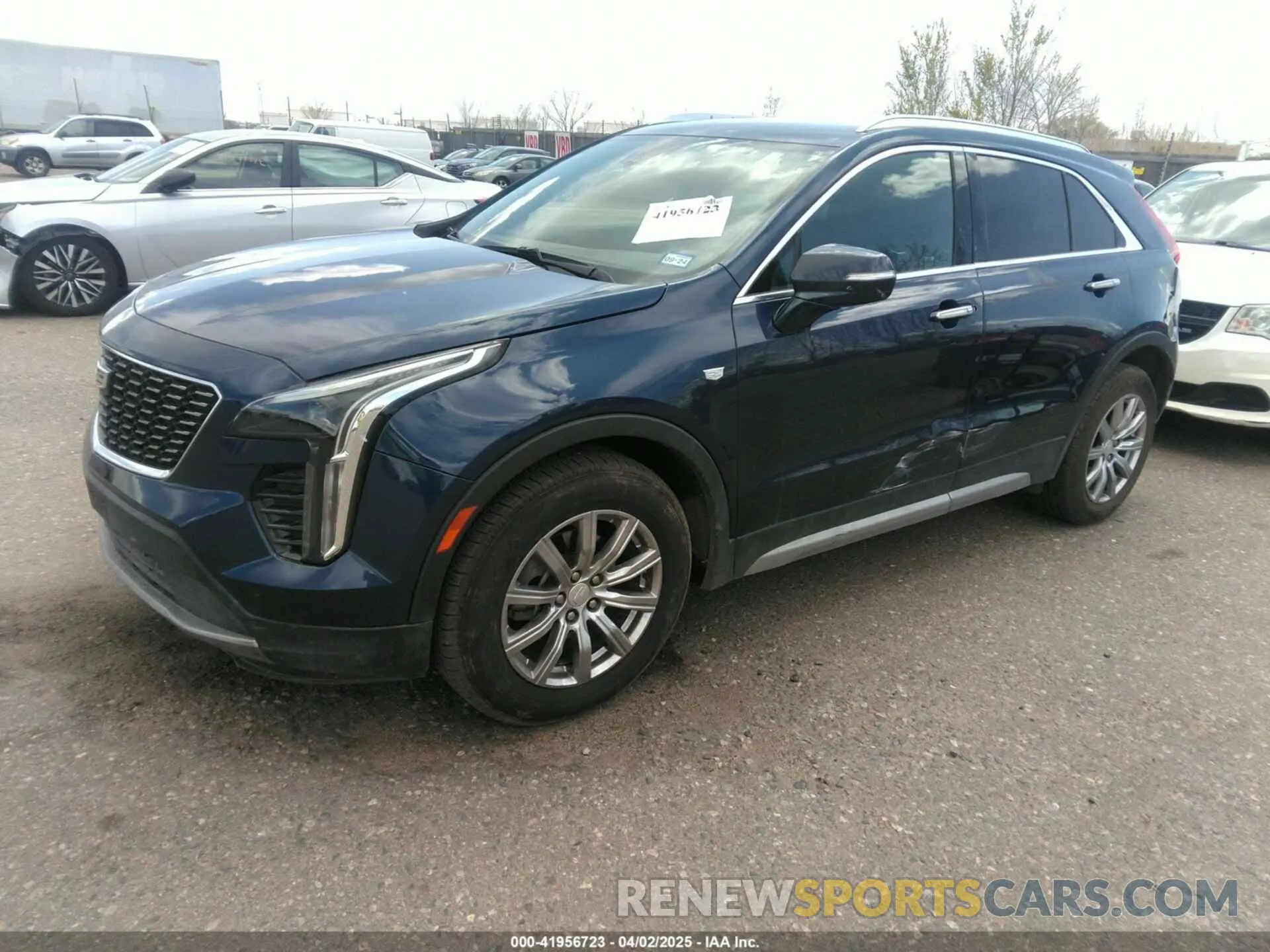 2 fotografías del automóvil dañado 1GYFZCR48MF004009 CADILLAC XT4 2021