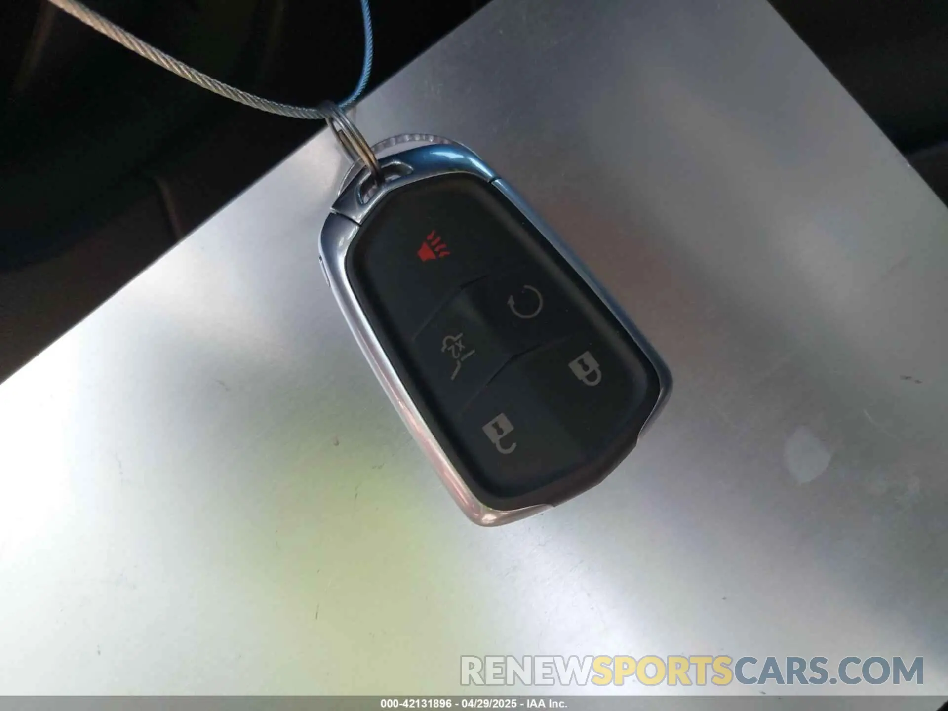 11 fotografías del automóvil dañado 1GYFZCR48MF004849 CADILLAC XT4 2021