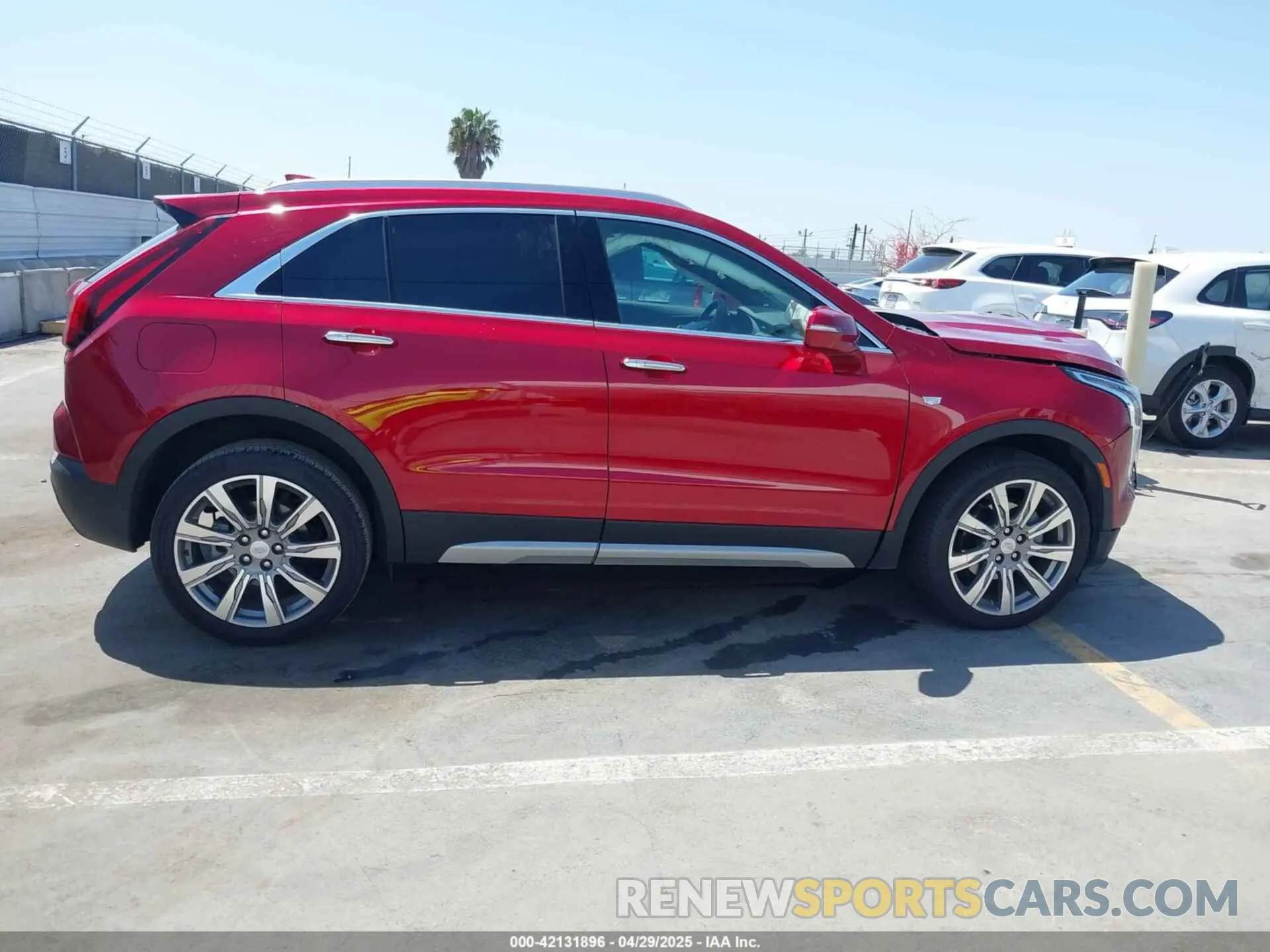13 fotografías del automóvil dañado 1GYFZCR48MF004849 CADILLAC XT4 2021