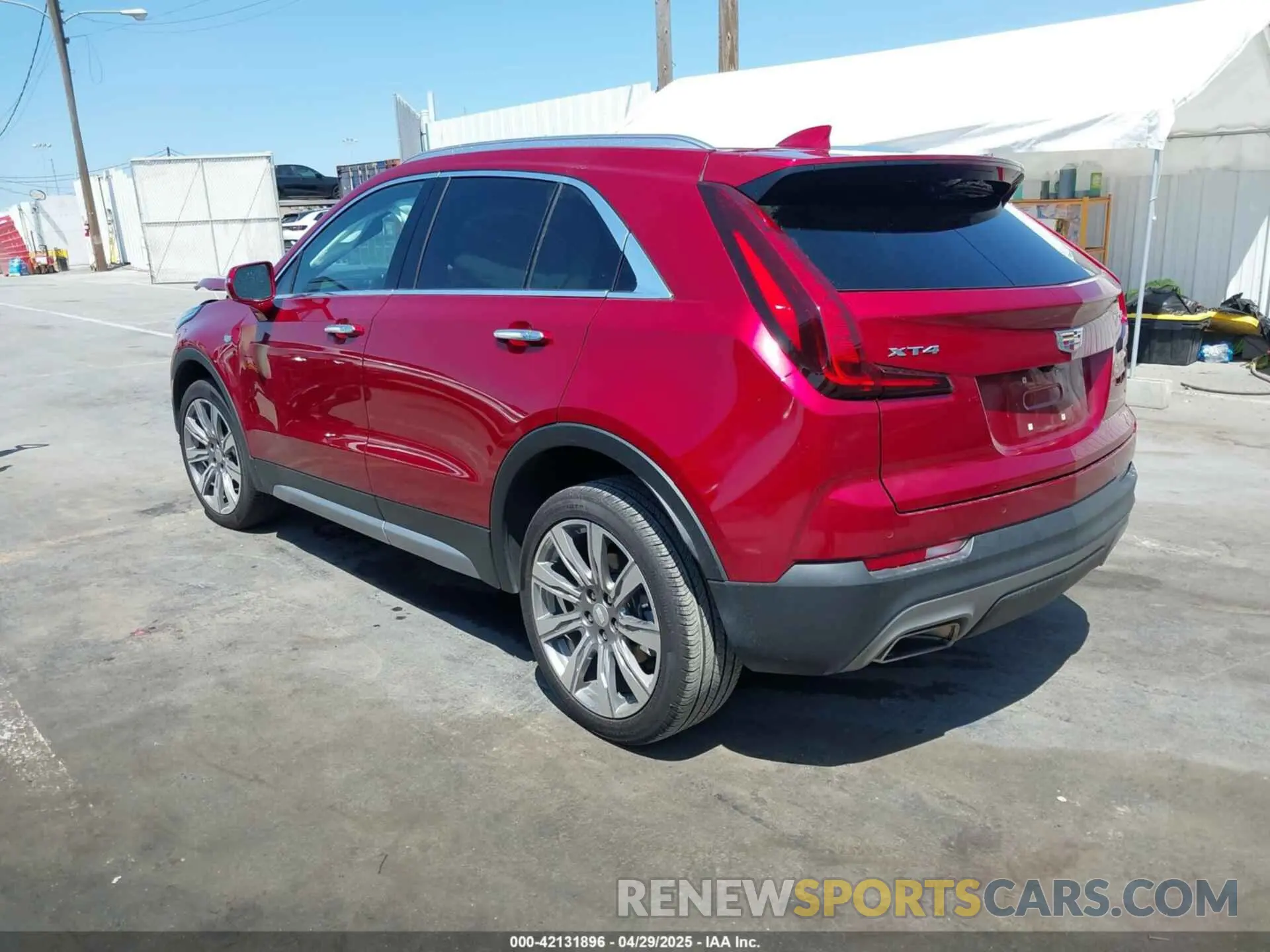 3 fotografías del automóvil dañado 1GYFZCR48MF004849 CADILLAC XT4 2021
