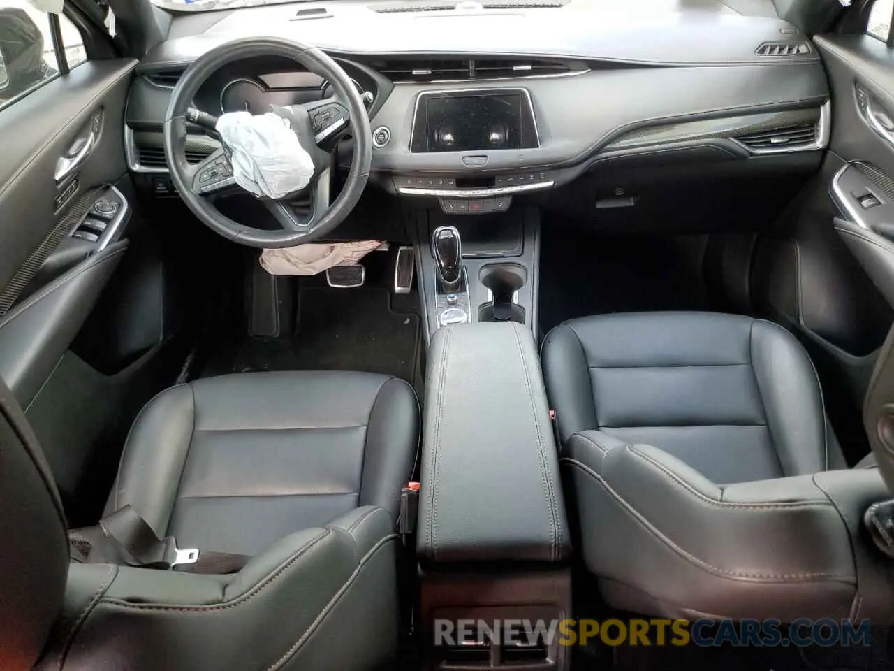8 fotografías del automóvil dañado 1GYFZER43MF001188 CADILLAC XT4 2021